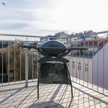 Symphony Apartments 38 - Modern Loft With Terrace And Grill In Central Location ウィーン エクステリア 写真