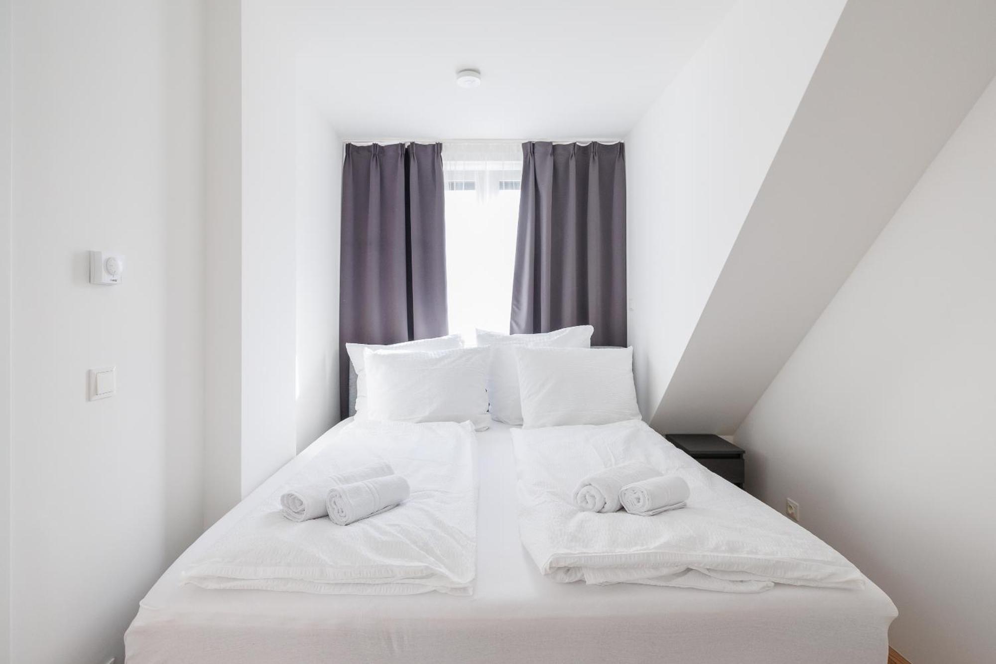 Symphony Apartments 38 - Modern Loft With Terrace And Grill In Central Location ウィーン エクステリア 写真