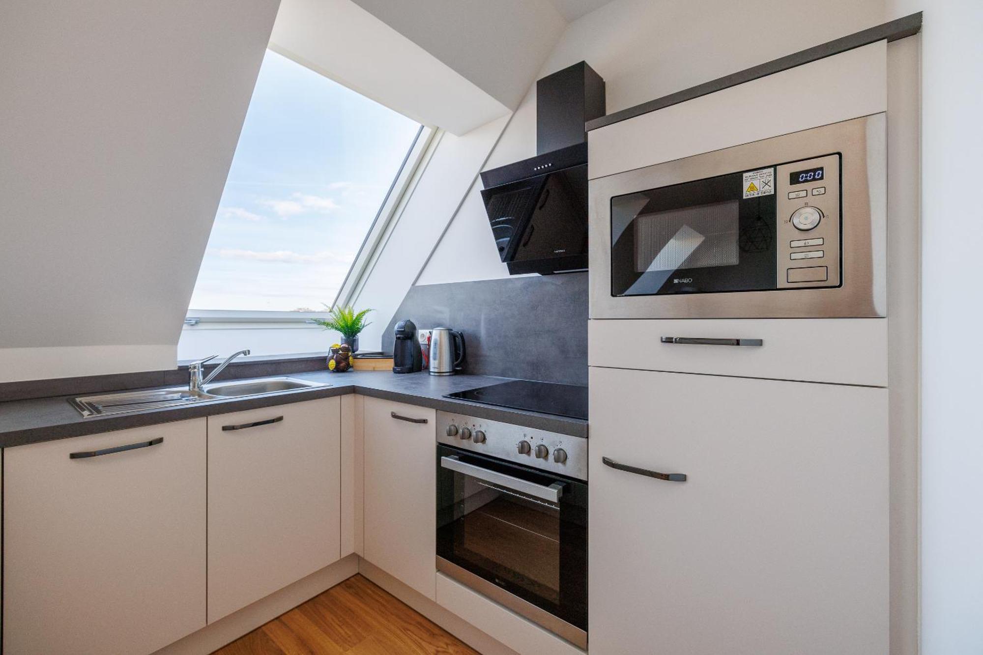 Symphony Apartments 38 - Modern Loft With Terrace And Grill In Central Location ウィーン エクステリア 写真