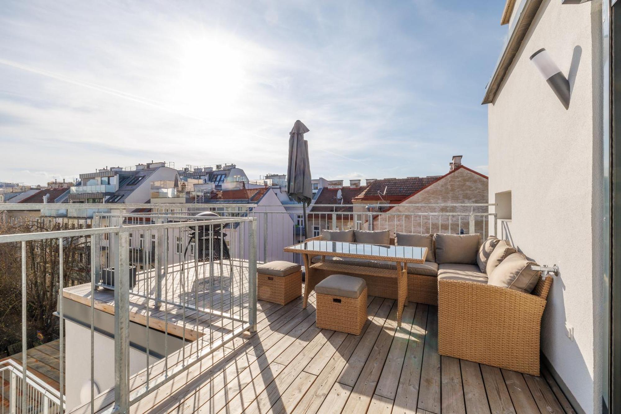 Symphony Apartments 38 - Modern Loft With Terrace And Grill In Central Location ウィーン エクステリア 写真